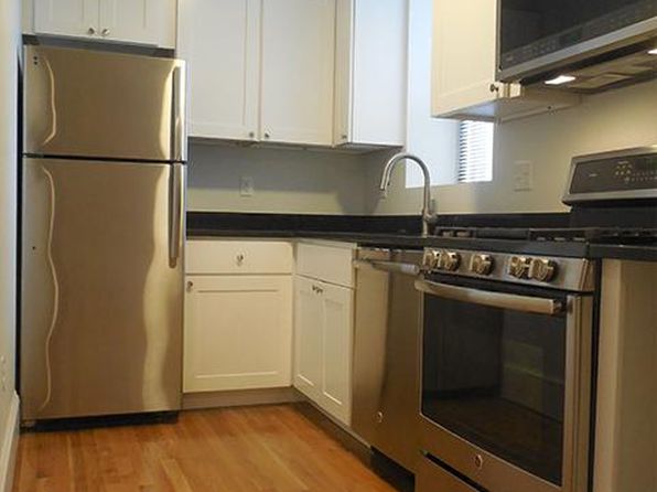 40 Cedar St APT 1L