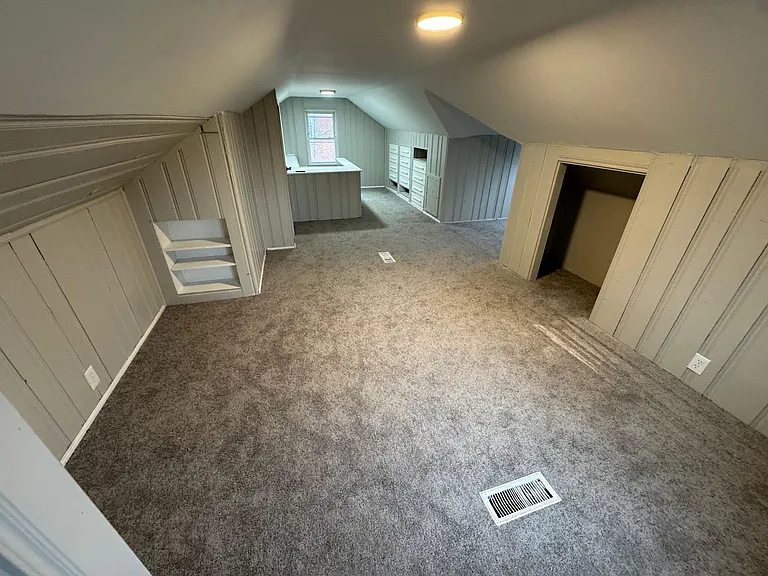 25301 Shoreview Ave — Photo 12