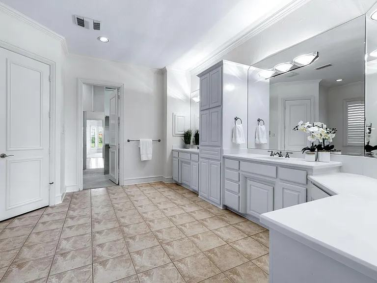 5113 Malvern Dr — Photo 13