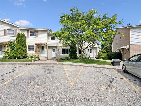 3rd image of 657B Albert St