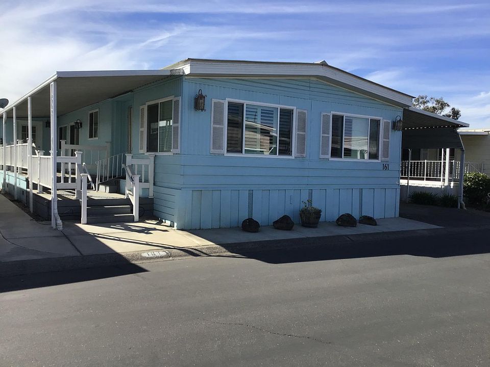 1st image of 161 El Centro Dr