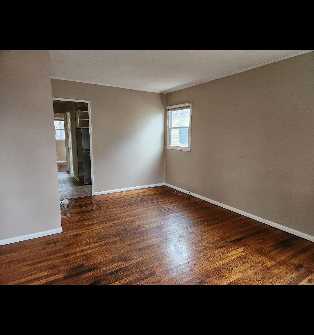 413 S College Ave — Photo 1
