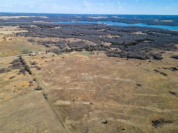 4th image of E 840th Rd