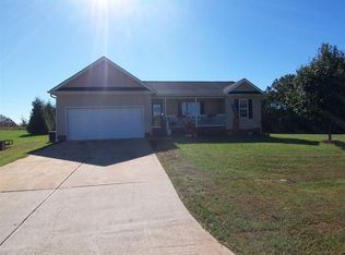127 Chambwood Ln, Shelby, NC 28152