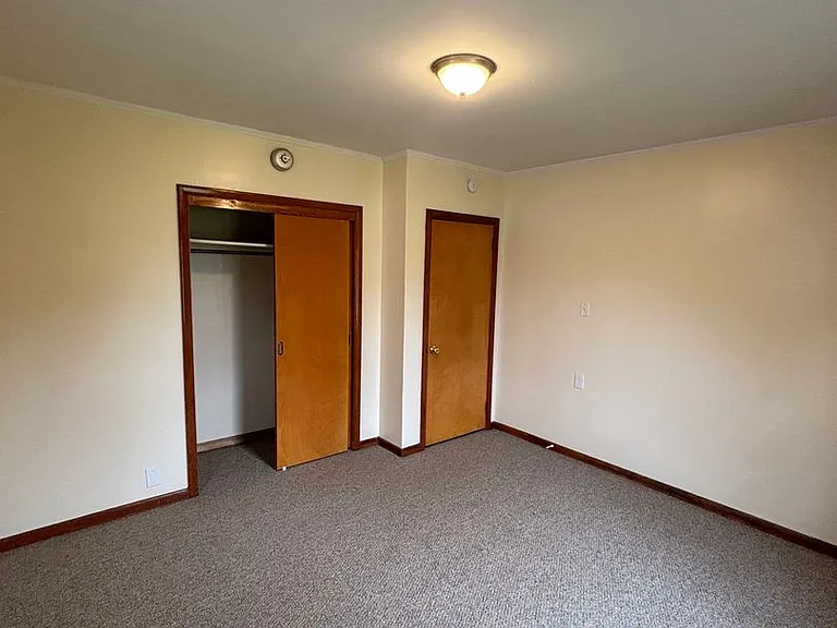 6617 Brackett Rd — Photo 16