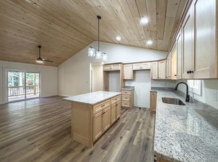 1082 Hilltop Rd, Murphy, NC 28906