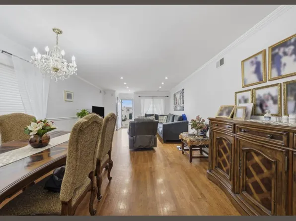 50 Bergen Beach Place image 7 of 15