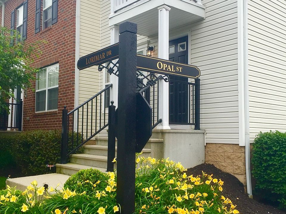 1st image of 2036 Opal St