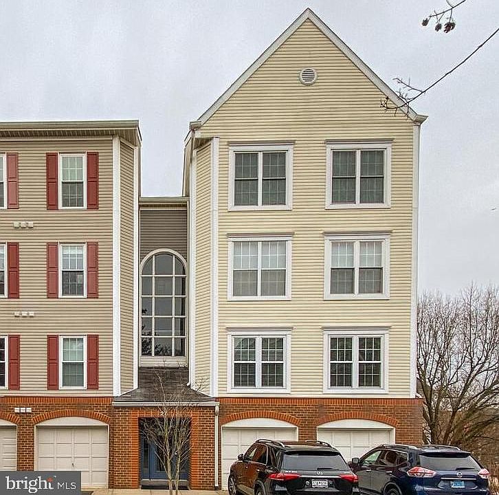 1st image of 271 S Pickett St #67