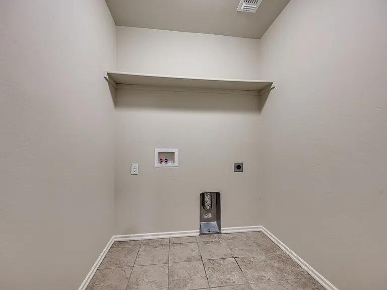 18609 Cola Dr — Photo 7