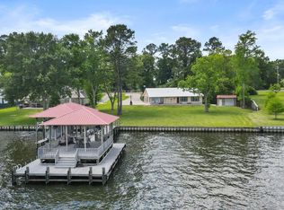 7130 False River Rd, Oscar, LA 70762
