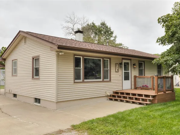714 W High St, Colfax, IA 50054