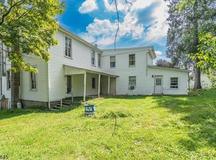 221 Main St, Port Murray, NJ 07865