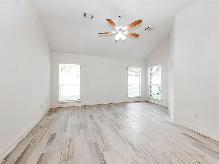 130 W Stockbridge Landing Cir — Photo 17