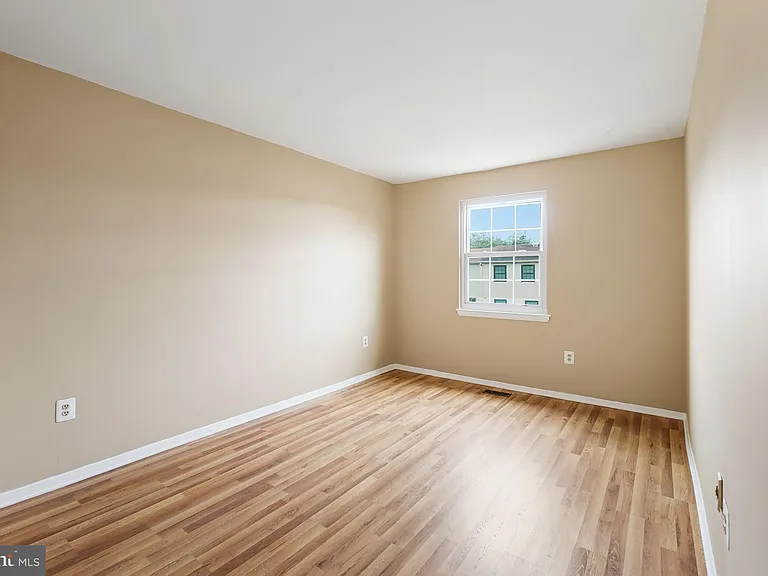 3 Brucester Bridge Ct — Photo 28