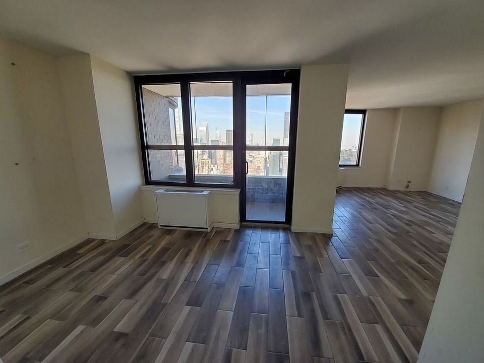 1st image of 330 E 38th St APT 55I