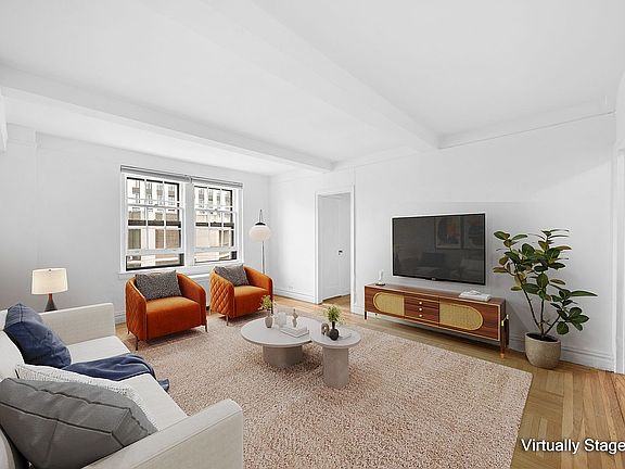 2nd image of 24 Monroe Pl #11C