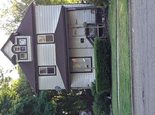 12 N Saint James St #2, Waukegan, IL 60085