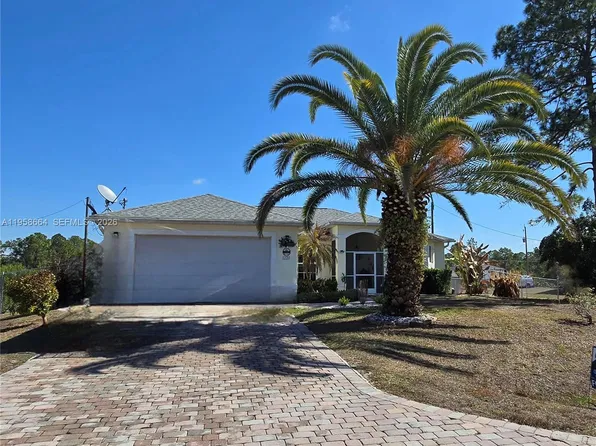 1220 McKinley Ave, Lehigh Acres, FL 33972
