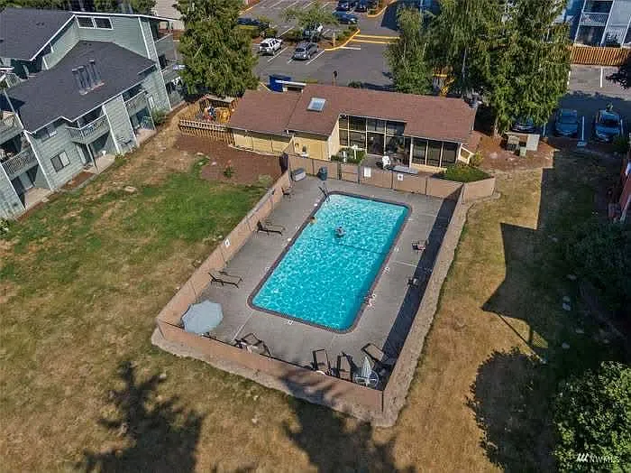 3312 I St NE #D202 — Photo 9