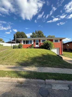 514 Greenwood Ct, Dubuque, IA 52001