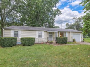 12610 13th St, Grandview, MO 64030