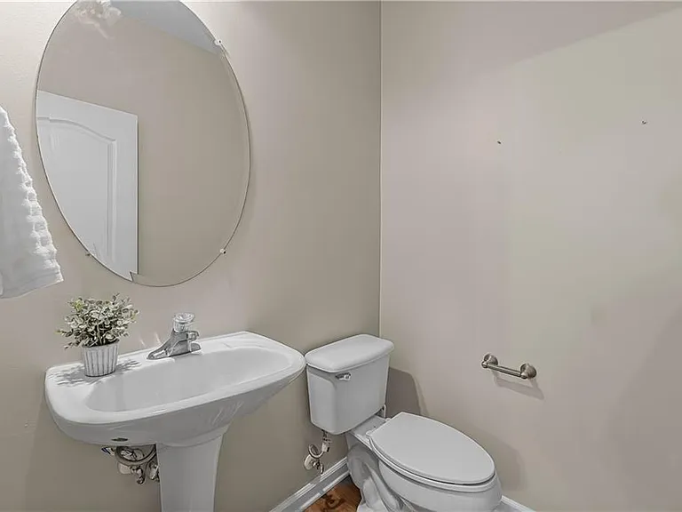 406 McAfee Ct NW #13 — Photo 10