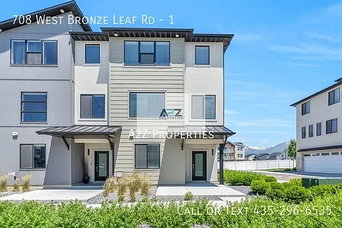 708 W Bronze Leaf Rd #1 Photo 1