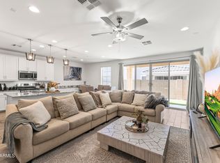 654 S BEEBE Street, Gilbert, AZ 85296