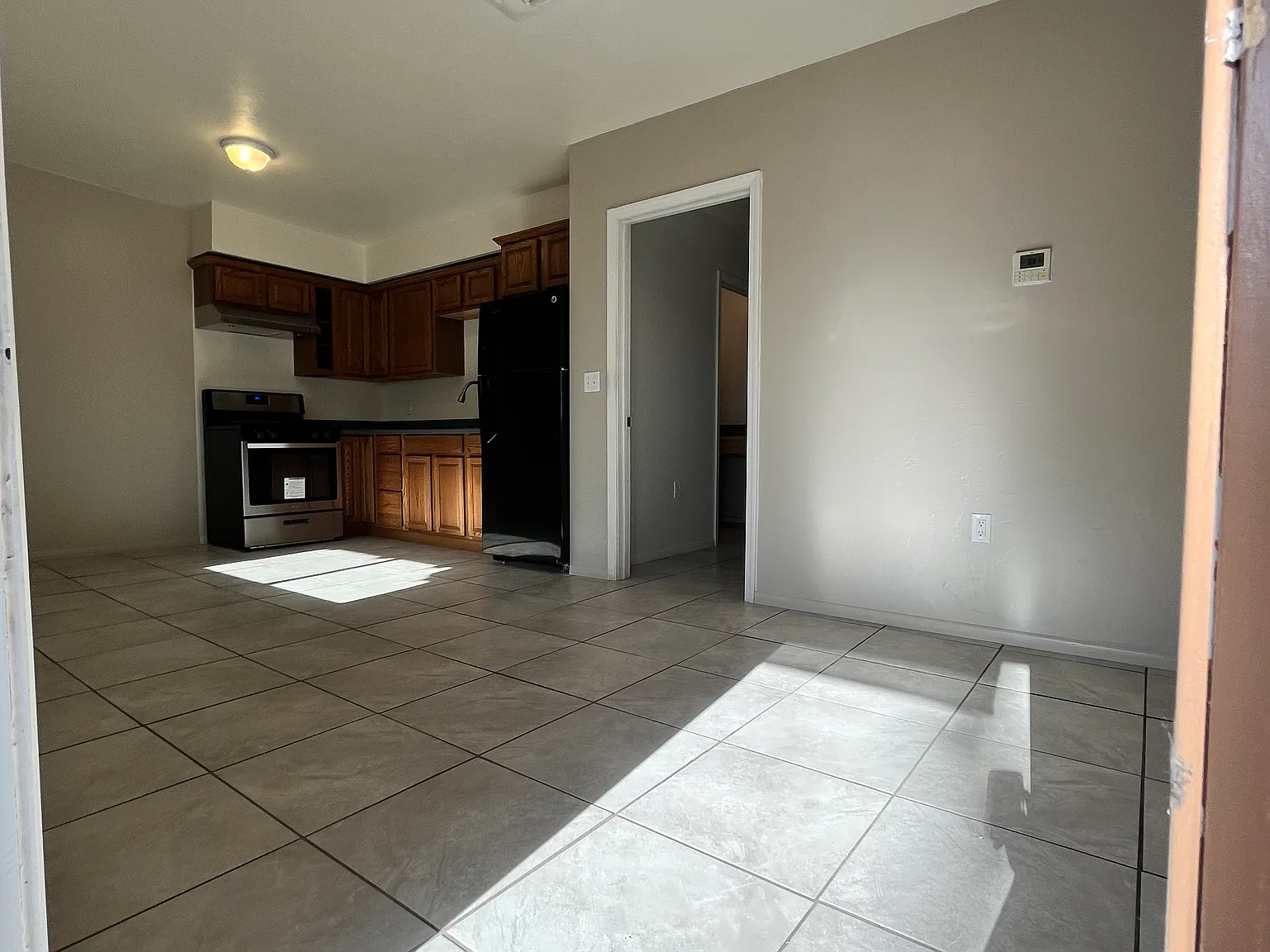 1 bed, 462 sqft, $1,000 — Photo 2
