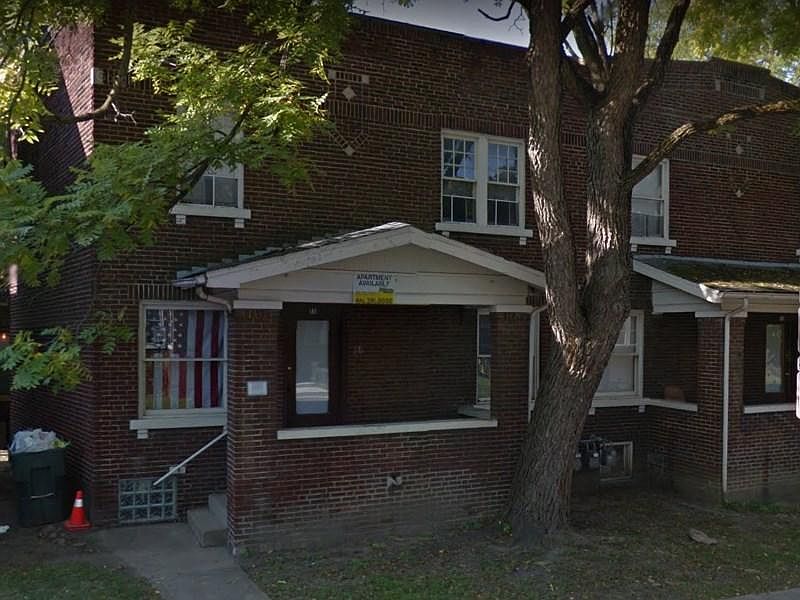 1st image of 15 E Norwich Ave