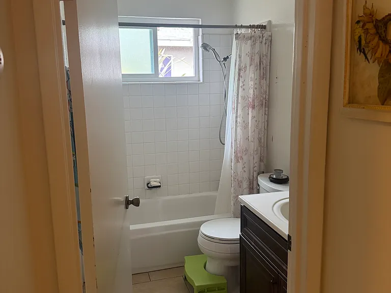 2045 Alice St #4 — Photo 10