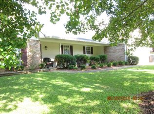 45 Arbor Ln, Columbus, MS 39702