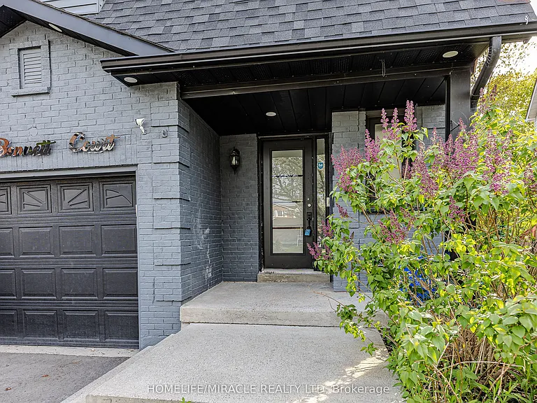 851 Bennett Ct — Photo 3