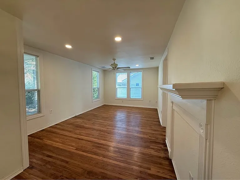 4214 McNutt St — Photo 7