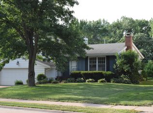 2604 E George Washington Blvd, Davenport, IA 52803