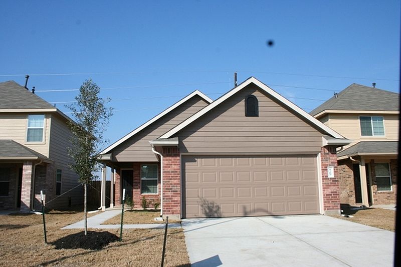 1st image of 5707 Long Arbor Ln