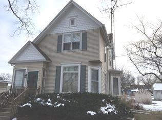 15 S Church St, Princeton, IL 61356