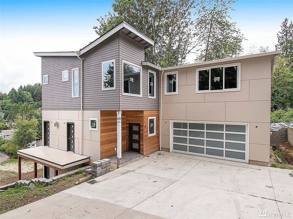 2nd image of 8236 NE 169th St