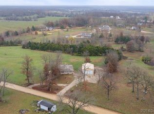 20 Bitter Hill Rd, Eldon, MO 65026