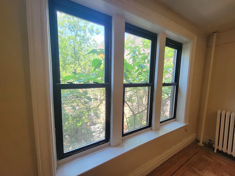 647 W 169th St #4B — Photo 4