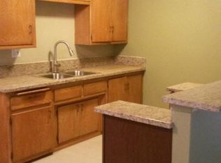 2020 Rockefeller Ln, Redondo Beach, CA 90278