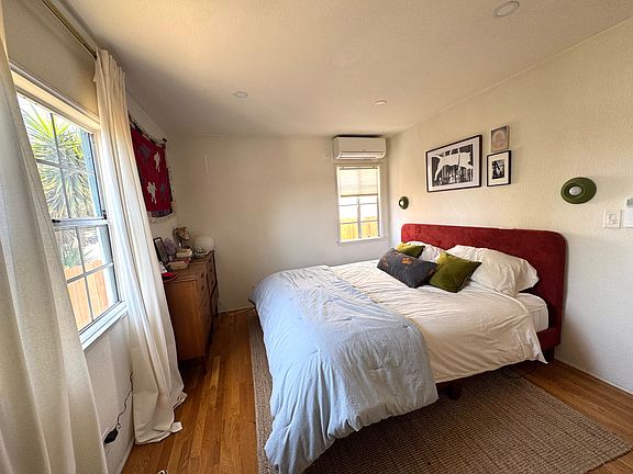 4th image of 3303 Madera Ave