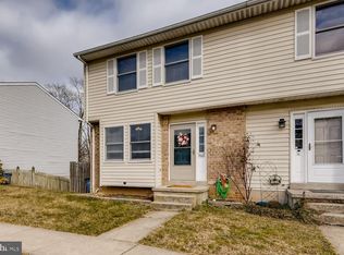 960 Sugar Maple St, Hampstead, MD 21074