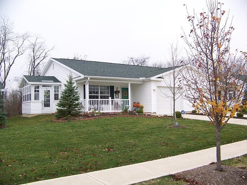 1st image of 31 Meadowbrook Dr