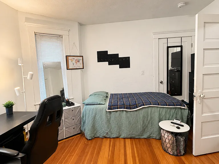 175 Beech St #2 — Photo 10
