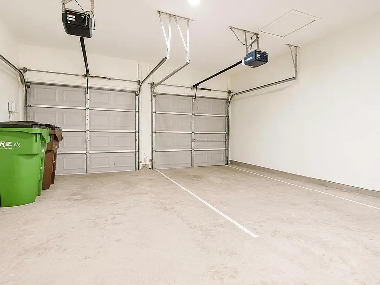 4205 Bent Wood Ct — Photo 37