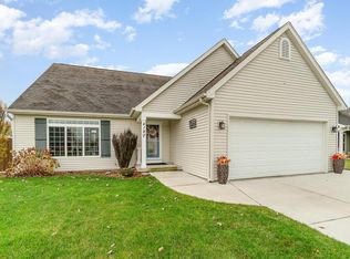 4190 S Paul Cir, Bay City, MI 48706