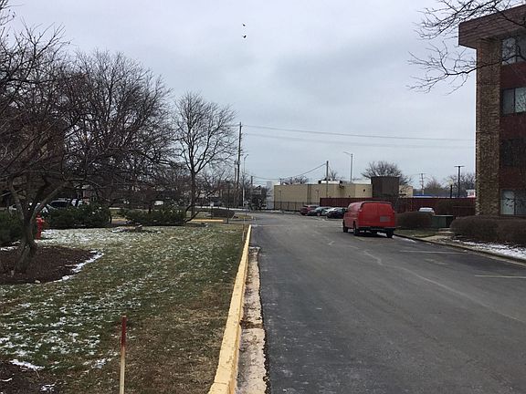 5th image of 5450-101 Astor Ln