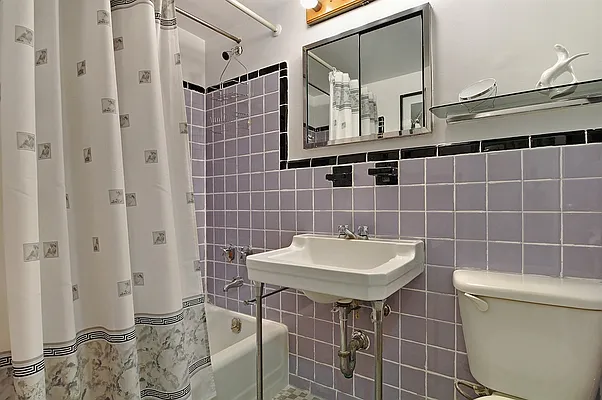 Sold by Corcoran | media 4